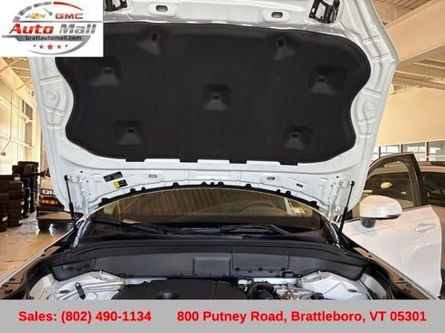 Used 2024 Volvo XC90 T8 Plus w/ Protection Package image 24