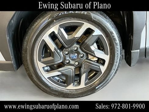 Used 2025 Subaru Forester Premium AWD/4WD image 34