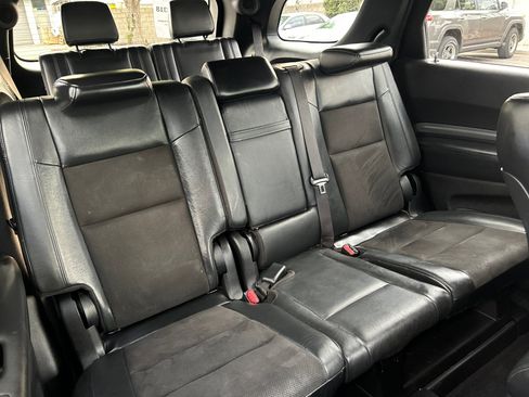Used 2020 Dodge Durango R/T w/ Technology Group AWD/4WD image 18