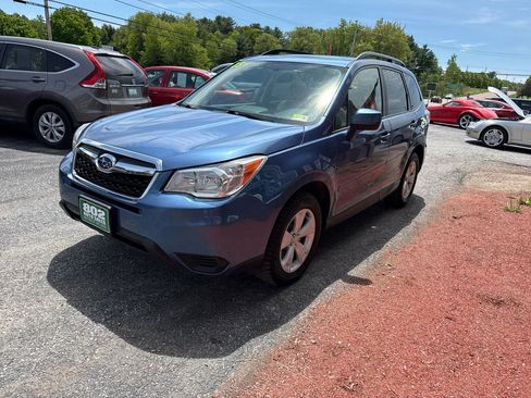Used 2015 Subaru Forester 2.5i Premium w/ All-Weather Package AWD/4WD image 3