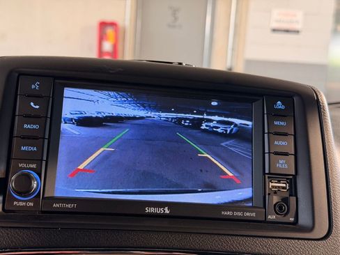 Used 2018 Dodge Grand Caravan SXT FWD image 21