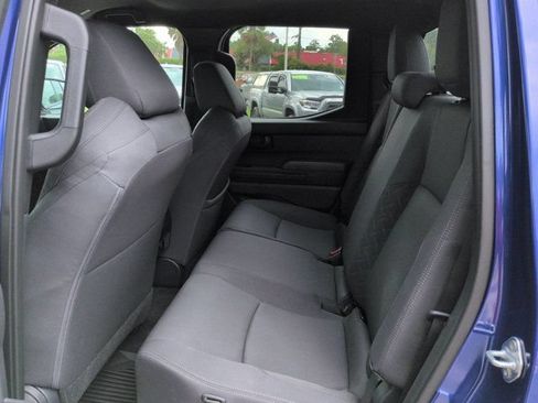 Used 2025 Toyota Tacoma SR5 AWD/4WD image 13