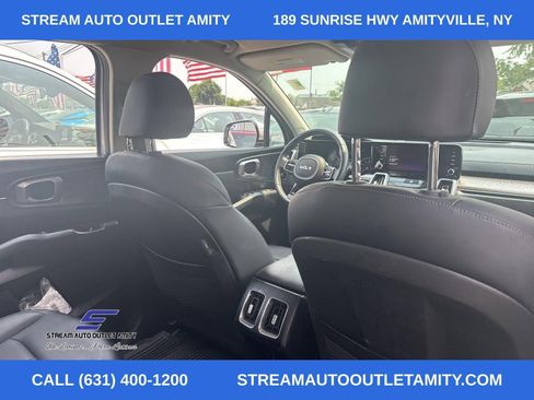 Used 2022 Kia Sorento S image 10