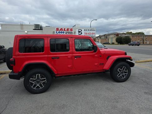 New 2026 Jeep Wrangler Unlimited Sahara w/ Safety Group AWD/4WD image 6
