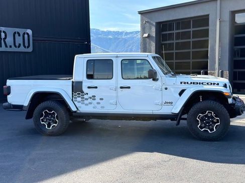 Used 2021 Jeep Gladiator Rubicon w/ Dual Top Group AWD/4WD image 3