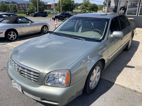 Used 2005 Cadillac De Ville DTS w/ Equipment Group FWD image 23