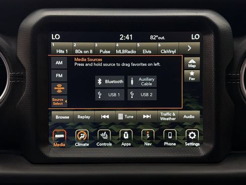 Used 2023 Jeep Wrangler Unlimited Sahara w/ Cold Weather Group AWD/4WD image 31