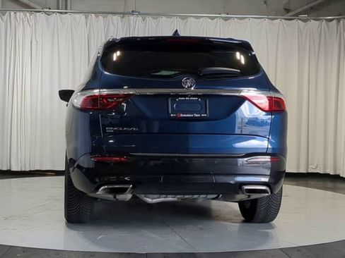 Used 2022 Buick Enclave Essence w/ Trailering Package, 5000 lbs. AWD/4WD image 9