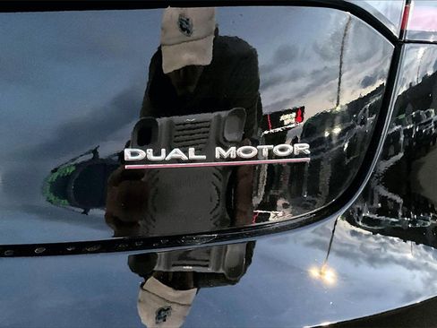 Used 2021 Tesla Model 3 Performance image 8