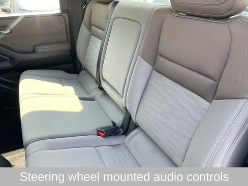 Certified 2023 Nissan Frontier SV w/ Tow Package image 8