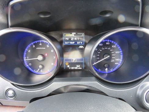 Used 2019 Subaru Outback 2.5i Limited image 16