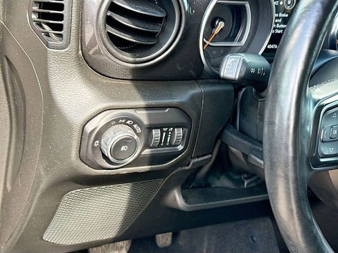 Used 2021 Jeep Wrangler Unlimited Sport image 11