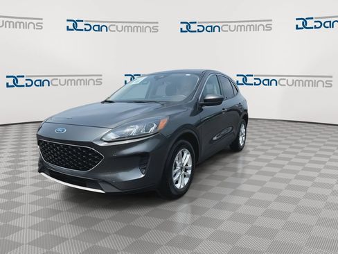 Used 2020 Ford Escape SE FWD image 4