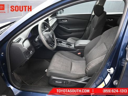 Used 2024 Honda Accord EX image 9