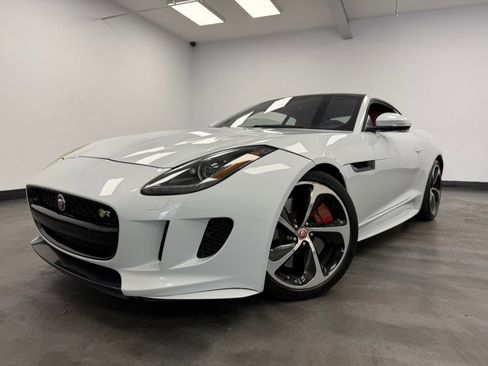 Used 2017 Jaguar F-TYPE R AWD/4WD image 2