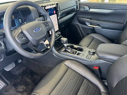 New 2025 Ford Ranger Lariat w/ FX4 Off-Road Package AWD/4WD image 9