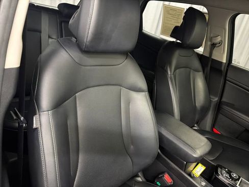 Certified 2023 Kia Sportage EX FWD image 30