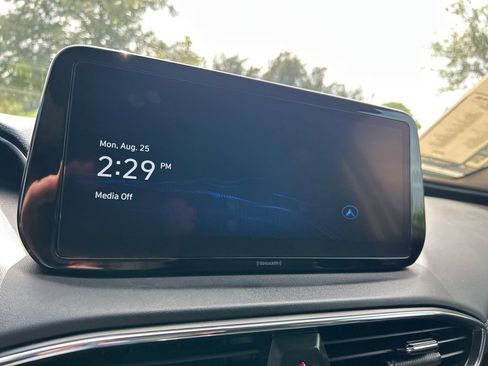 Used 2023 Hyundai Santa Fe SEL image 26