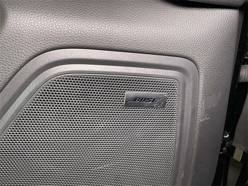 Used 2025 Porsche Macan image 39