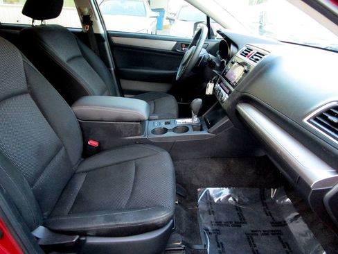 Used 2015 Subaru Outback 2.5i Premium AWD/4WD image 13