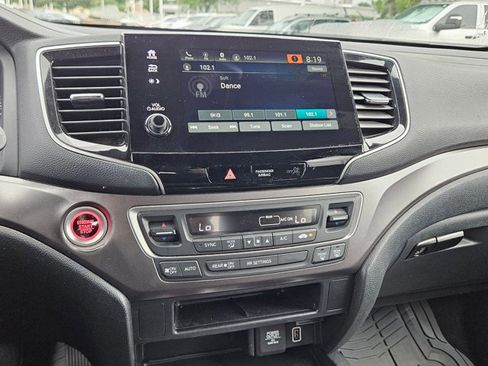 Used 2021 Honda Passport Sport image 11