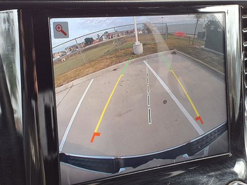 Used 2024 RAM 1500 Laramie image 12