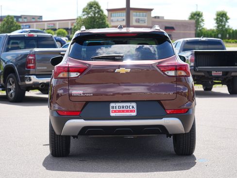 Used 2022 Chevrolet TrailBlazer LT FWD image 4