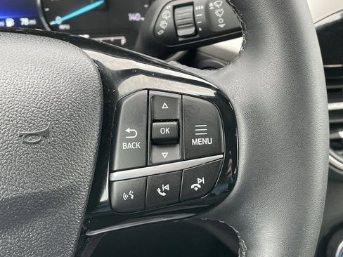 Used 2022 Ford Escape SE w/ Cold Weather Package image 17