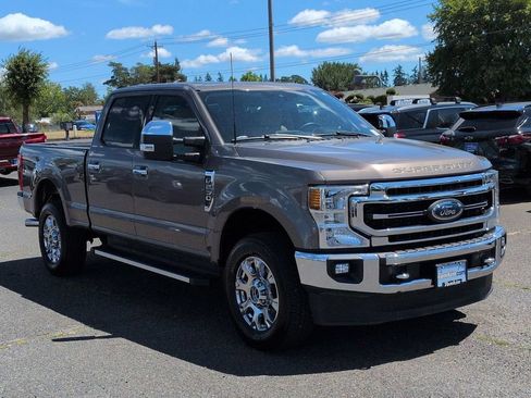 Used 2022 Ford F250 Lariat w/ Lariat Ultimate Package AWD/4WD image 7