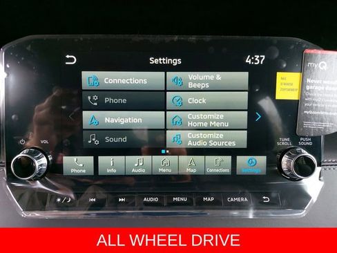 Used 2024 Mitsubishi Outlander 4WD Plug-In Hybrid image 25