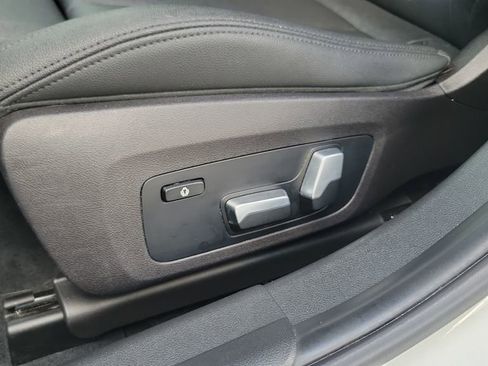 Used 2020 BMW 330i xDrive Sedan w/ Driving Assistance Package AWD/4WD image 16