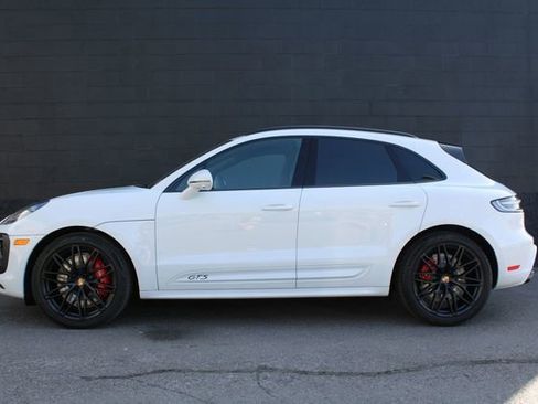 Used 2026 Porsche Macan GTS AWD/4WD image 2
