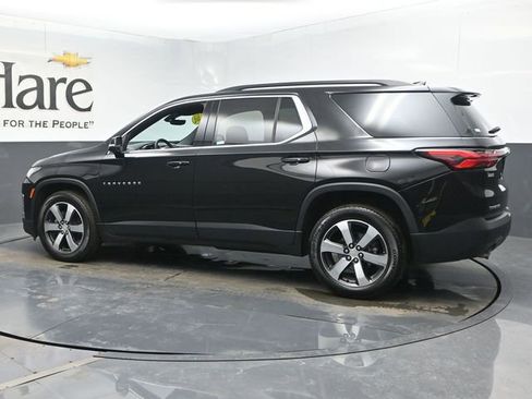 Used 2023 Chevrolet Traverse LT w/ LT Premium Package image 52