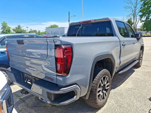 Used 2024 GMC Sierra 1500 AT4 w/ Technology Package AWD/4WD image 10