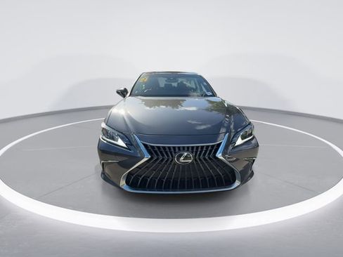 Used 2024 Lexus ES 350 w/ Premium Package FWD image 3