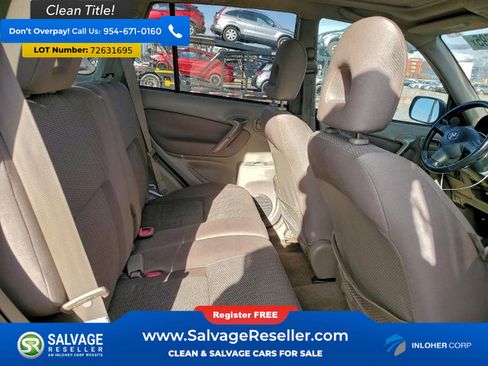 Used 2005 Toyota RAV4 2WD w/ "L" Pkg image 15