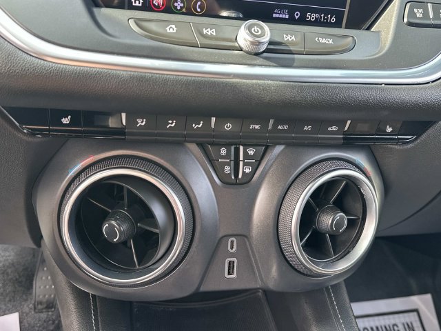 Certified 2019 Chevrolet Blazer LT AWD/4WD image 32