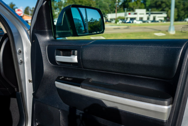 Used 2014 Toyota Tundra SR5 w/ SR5 Upgrade Package RWD image 21