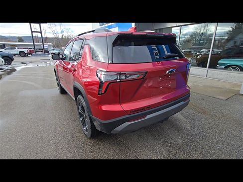 New 2026 Chevrolet Equinox LT w/ Midnight Edition image 7