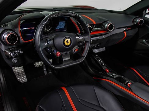Certified 2022 Ferrari 812 GTS RWD image 37