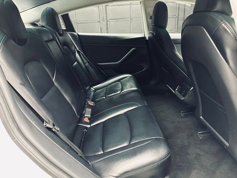 Used 2022 Tesla Model 3 RWD image 21