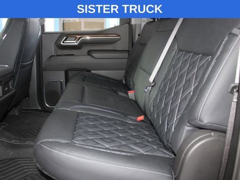 Used 2026 Chevrolet Silverado 1500 RST w/ Z71 Off-Road Package AWD/4WD image 18