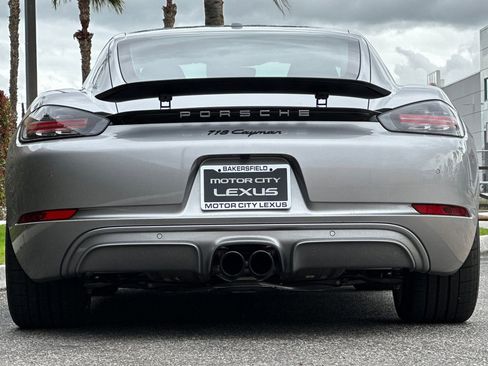 Used 2025 Porsche 718 Cayman image 5