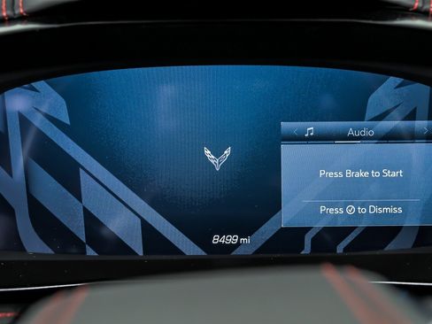 Used 2023 Chevrolet Corvette Stingray Premium Conv w/ Z51 Performance Package image 26