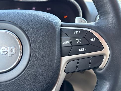 Used 2016 Jeep Grand Cherokee Limited RWD image 16