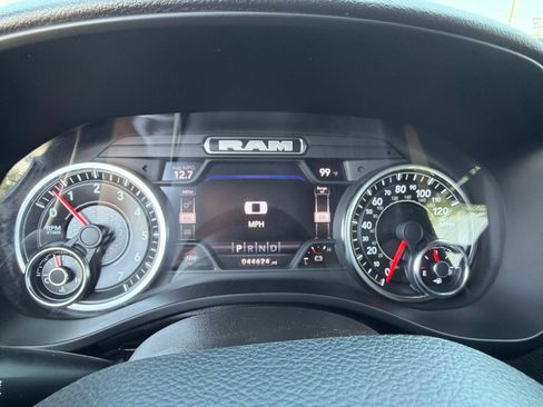Used 2022 RAM 1500 Big Horn AWD/4WD image 24