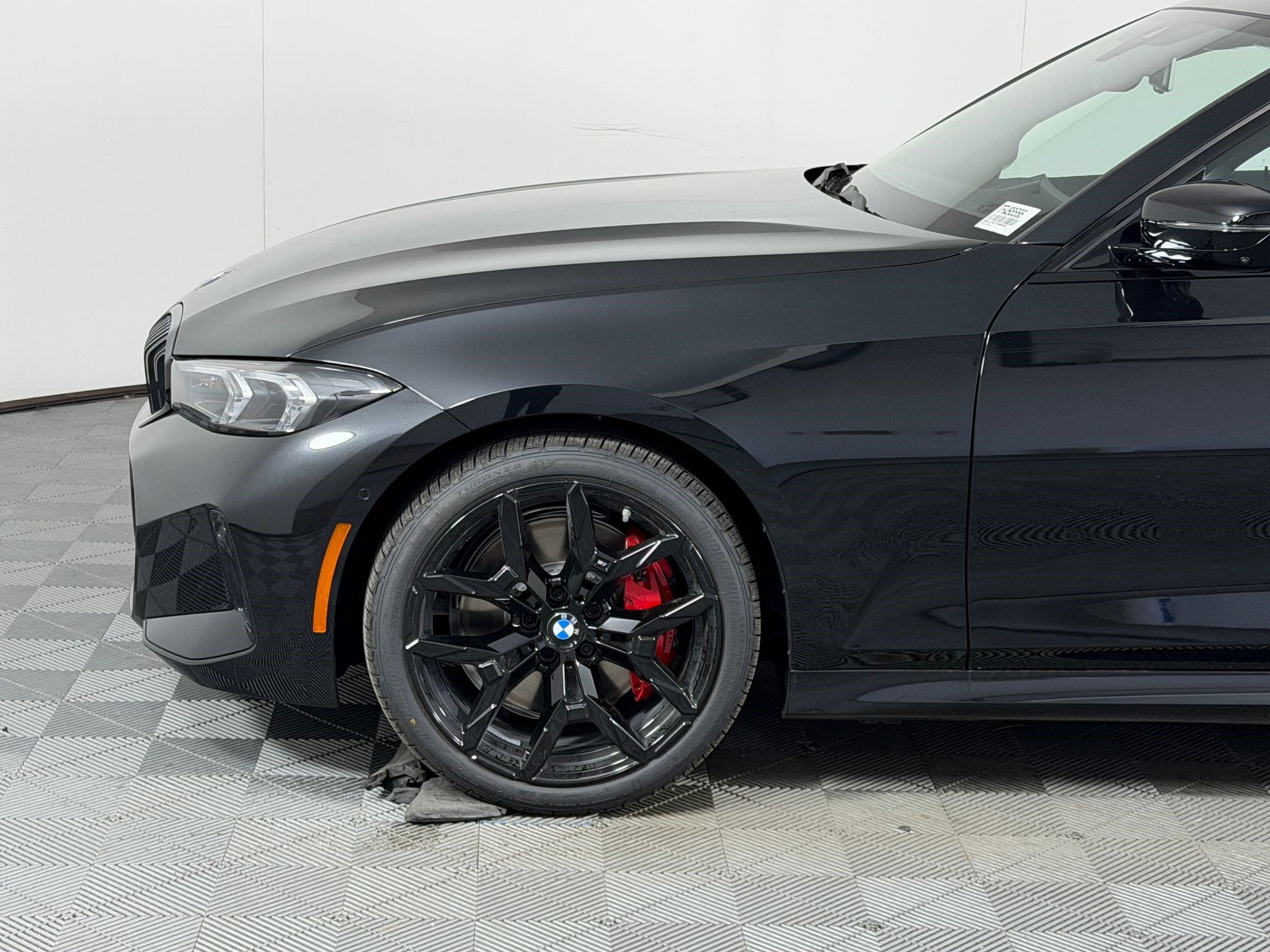 Used 2026 BMW 330i Sedan w/ M Sport Package RWD image 28