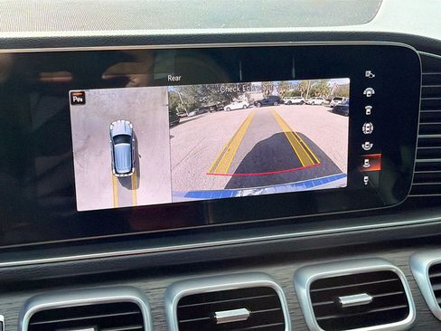 Used 2022 Mercedes-Benz GLE 350 4MATIC w/ Premium Package image 33