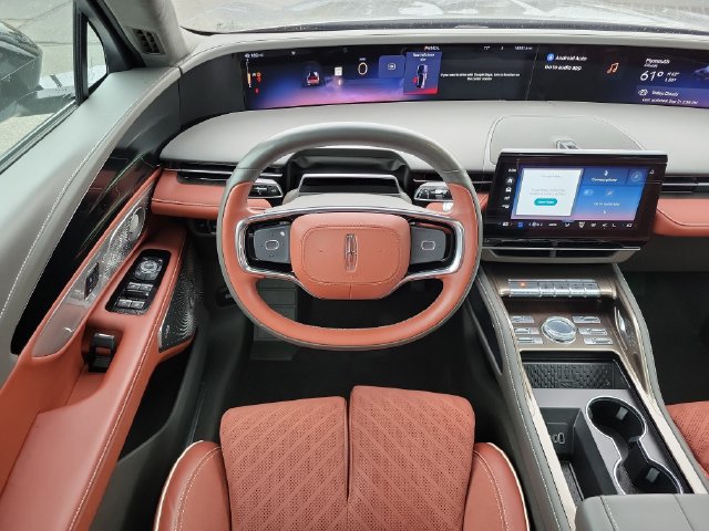 Used 2024 Lincoln Nautilus Black Label AWD/4WD image 27