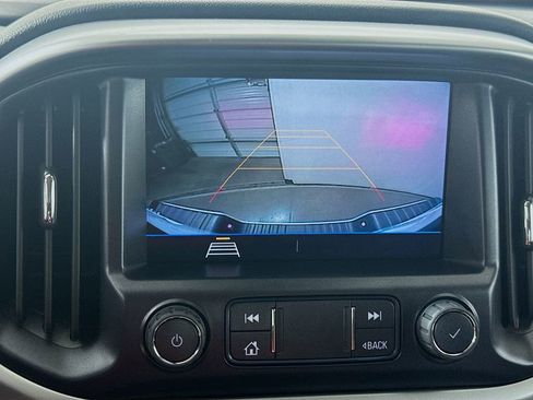 Used 2022 Chevrolet Colorado LT w/ Fleet Safety Package RWD image 16
